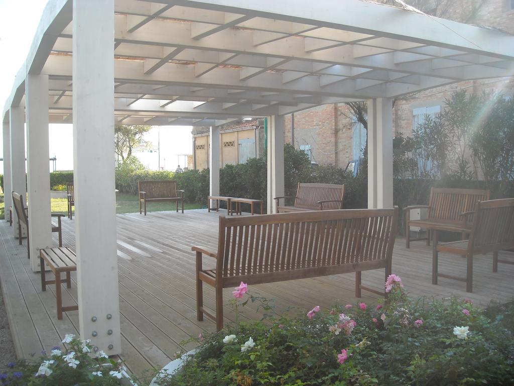 Hotel Residenza Giardino Bellaria-Igea Marina Esterno foto