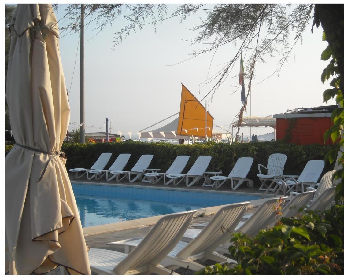 Hotel Residenza Giardino Bellaria-Igea Marina Esterno foto