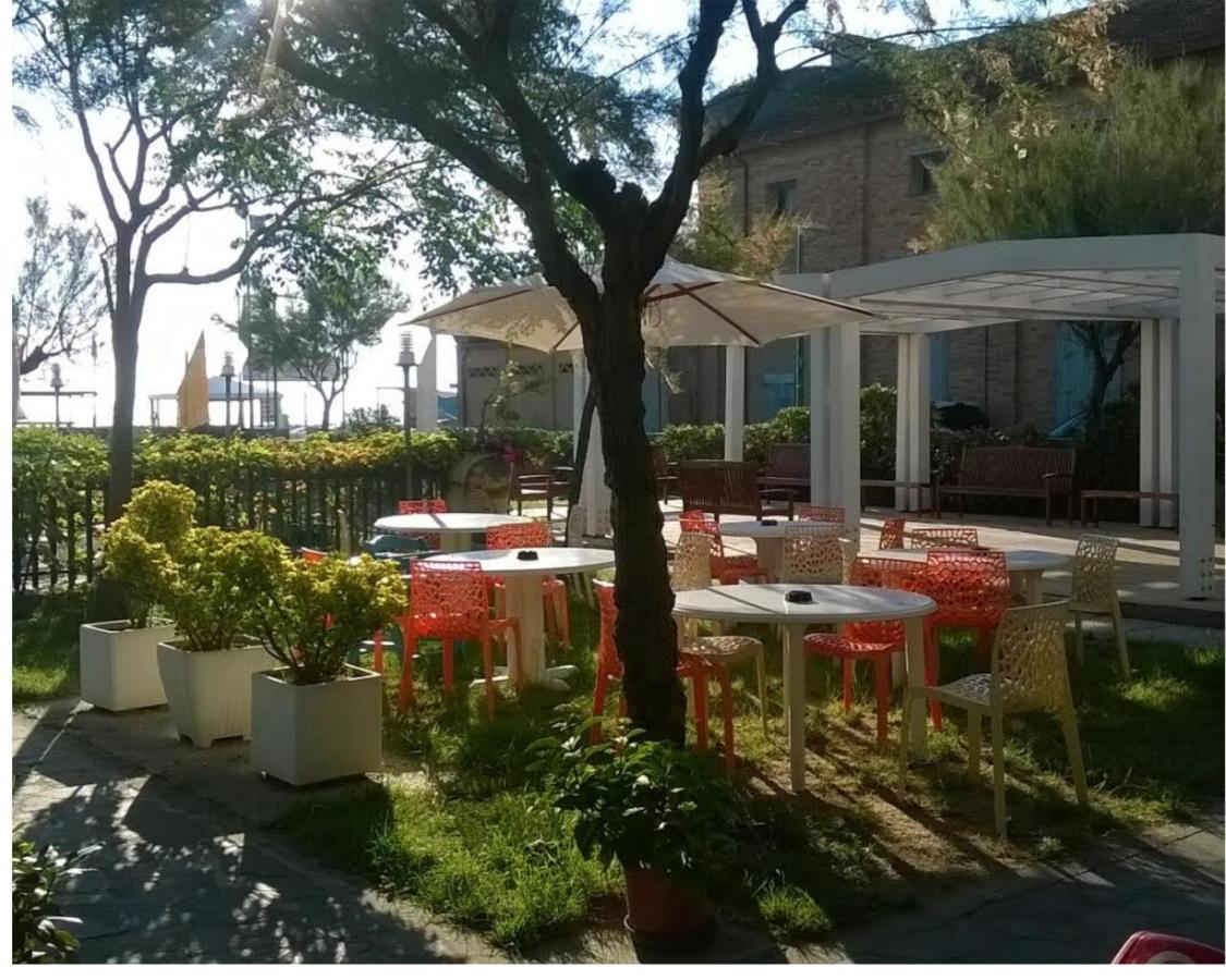 Hotel Residenza Giardino Bellaria-Igea Marina Esterno foto